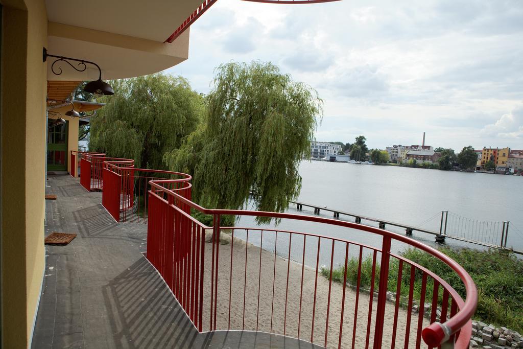 Seminar- Und Gaestehaus Flussbad Gartenstrasse Berlín Exteriér fotografie